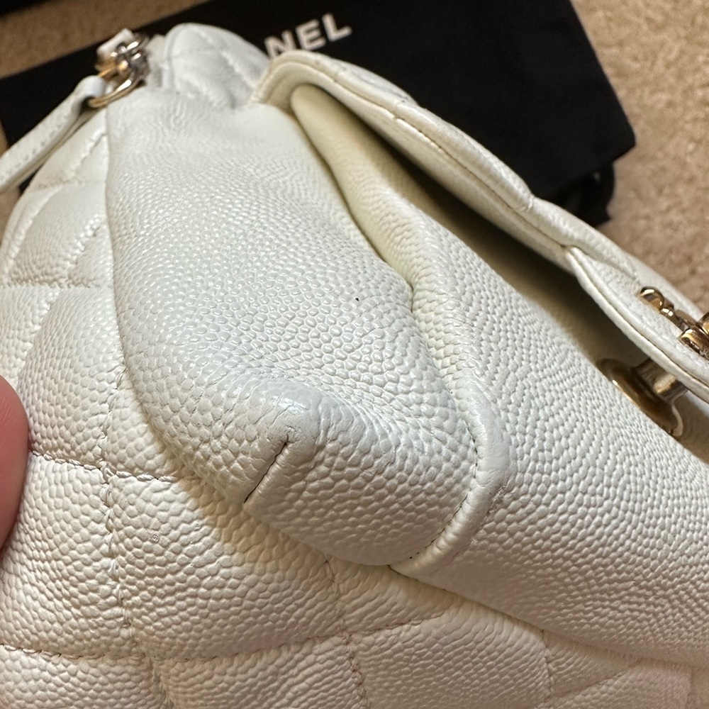 Chanel white caviar day mini backpack.
Used, need spa. - Picture 14 of 16
